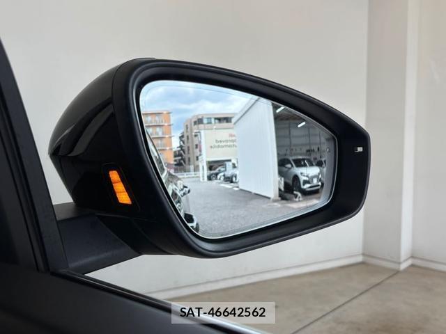Audi Q5 2025-09 8548689-14