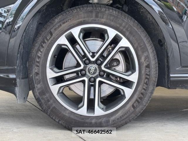Audi Q5 2025-09 8548689-18