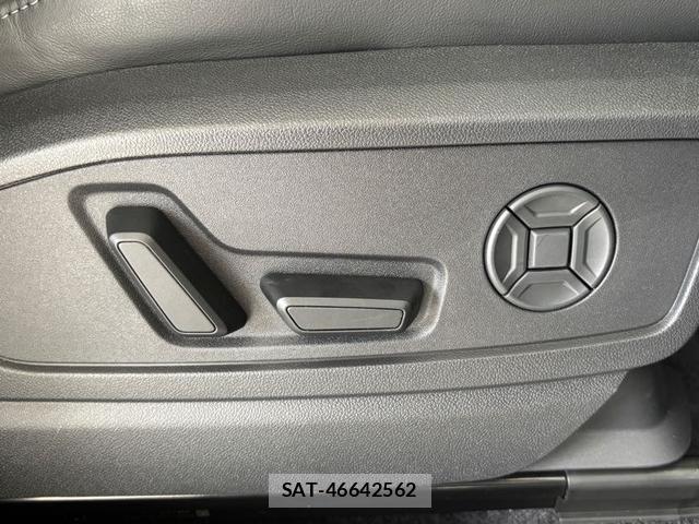Audi Q5 2025-09 8548689-8