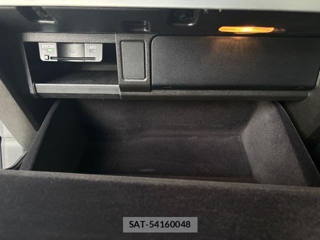 Audi Q5 2023-12 8548696-14