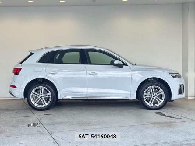 Audi Q5 2023-12 8548696-17