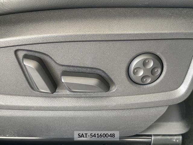 Audi Q5 2023-12 8548696-8