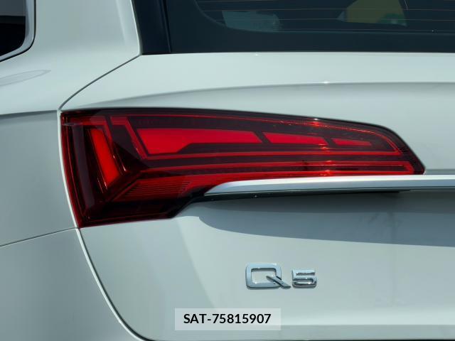 Audi Q5 2021-04 8552084-3