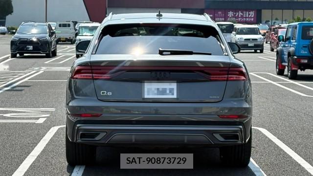 Audi Q8 2020-10 8550282-1