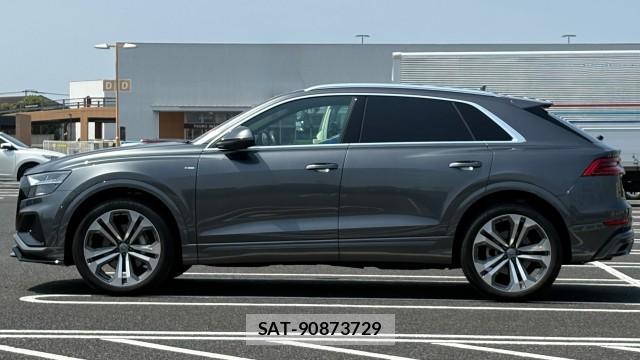 Audi Q8 2020-10 8550282-10