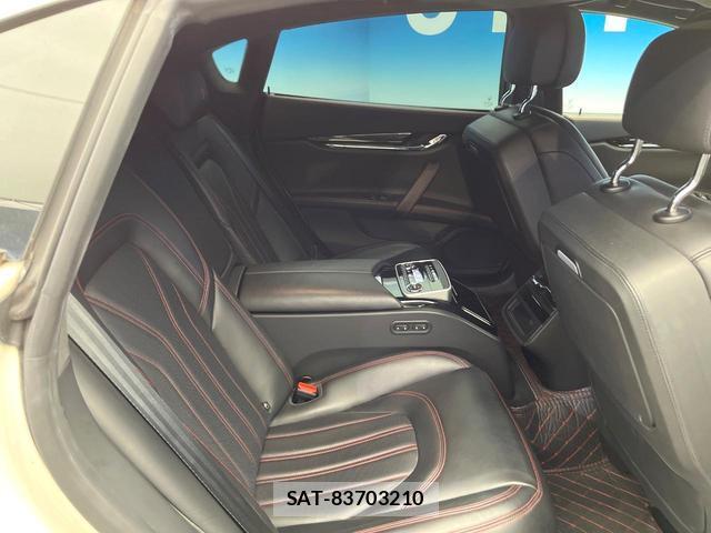 Maserati QUATTROPORTE 2016-12 8545756-9