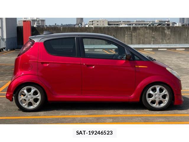 Subaru R2 2004 8548842-3