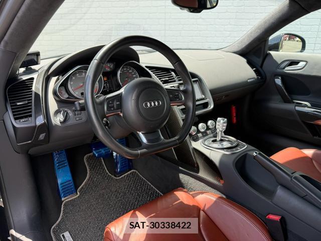 Audi R8 2009-07 8545835-1