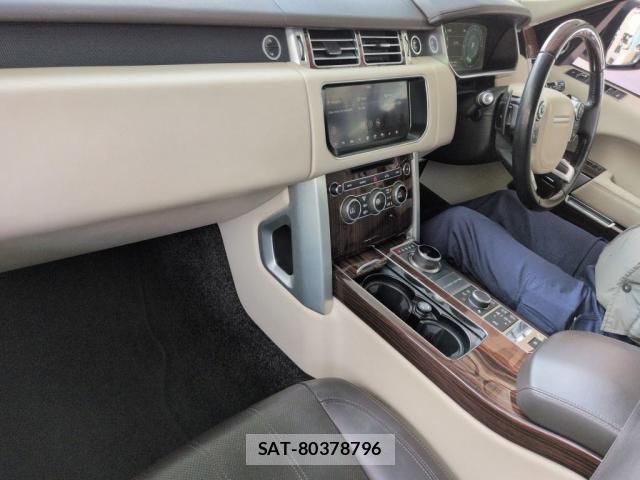 Land Rover RANGE ROVER 2017-06 8547836-2