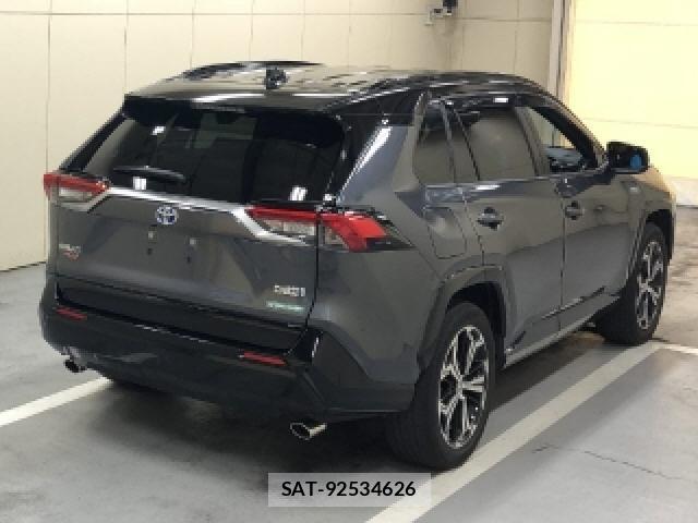 Toyota RAV4 PHV 2021-10 8545863-1