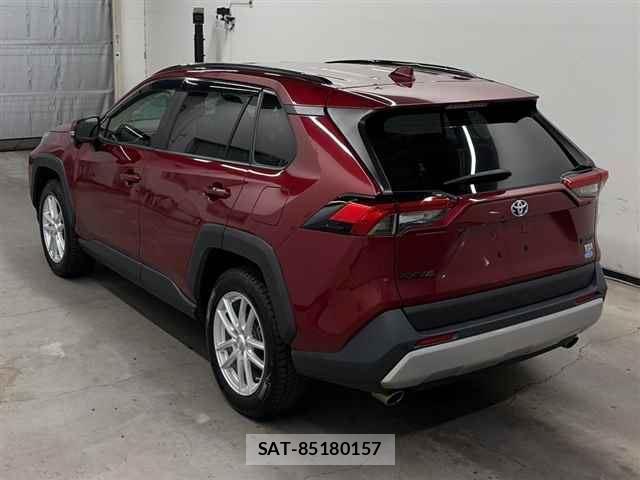 Toyota RAV4 2022-04 8547826-1