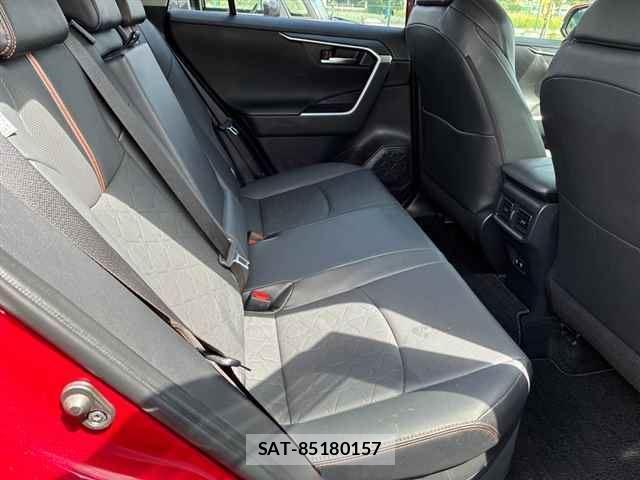 Toyota RAV4 2022-04 8547826-6