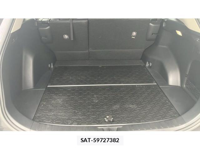 Toyota RAV4 2022-01 8547931-17