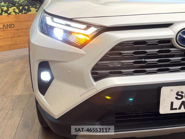 Toyota RAV4 2023-08 8548434-11