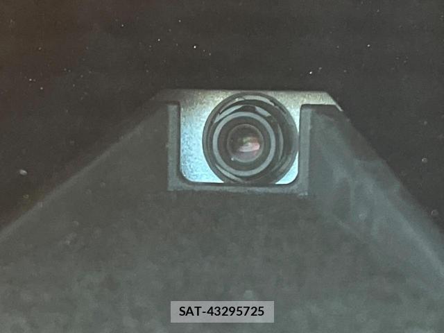 Toyota RAV4 2021-11 8548451-4