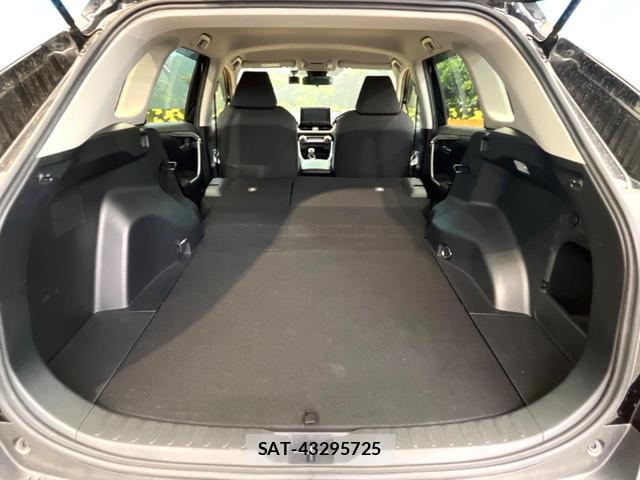 Toyota RAV4 2021-11 8548451-9