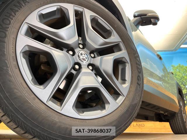 Toyota RAV4 2022-10 8548477-12