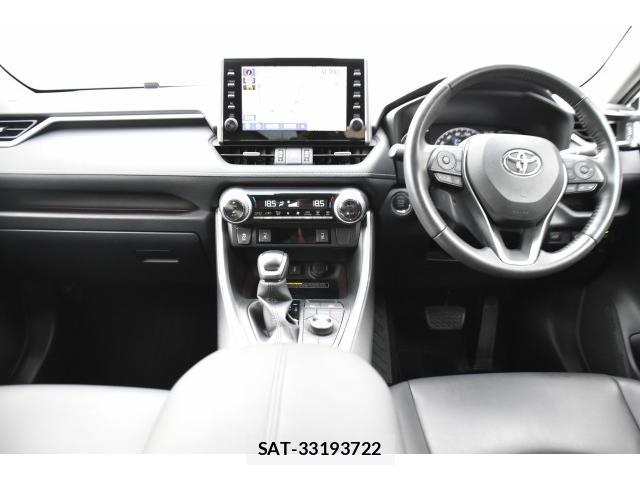 Toyota RAV4 2021-05 8548653-17