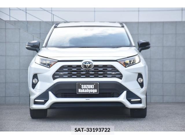 Toyota RAV4 2021-05 8548653-2