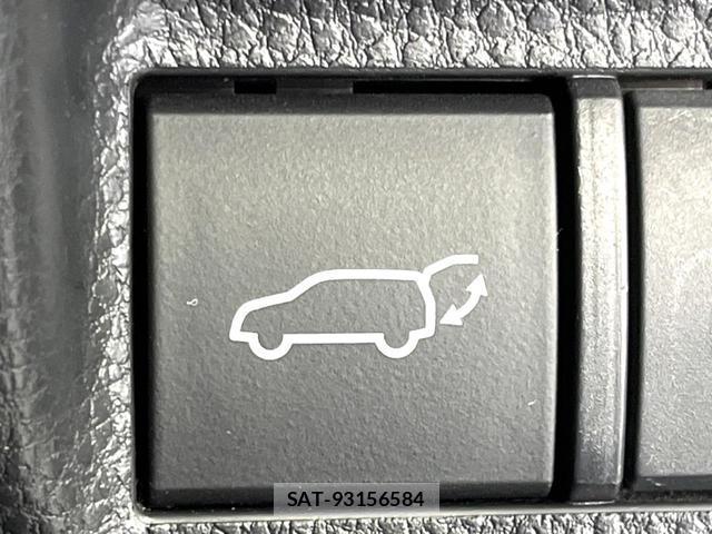 Toyota RAV4 2021-11 8549313-5