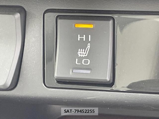 Toyota RAV4 2020-09 8549622-6