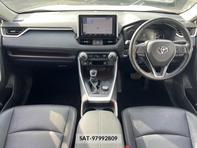 Toyota RAV4 2019-09 8550021-1