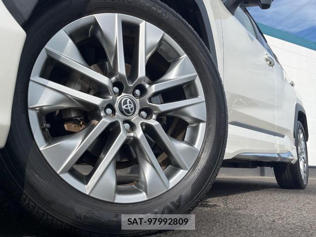 Toyota RAV4 2019-09 8550021-12