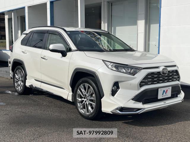 Toyota RAV4 2019-09 8550021-15