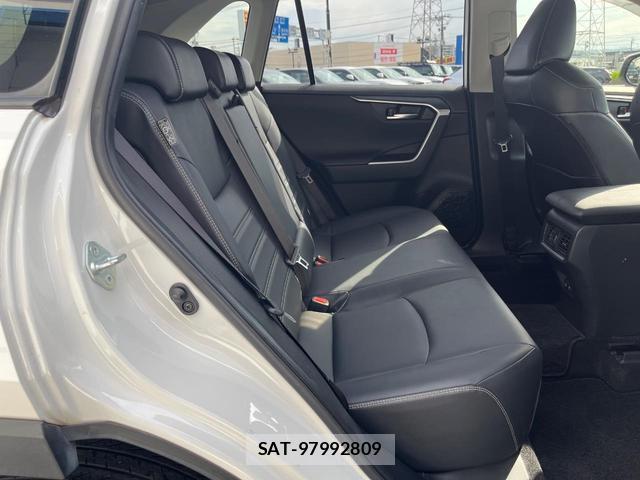 Toyota RAV4 2019-09 8550021-8