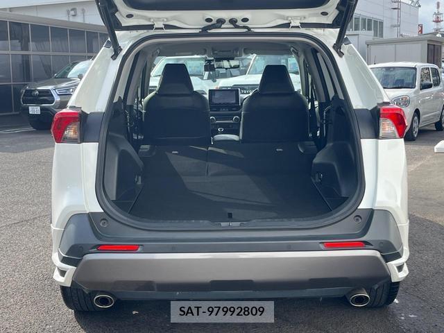 Toyota RAV4 2019-09 8550021-9