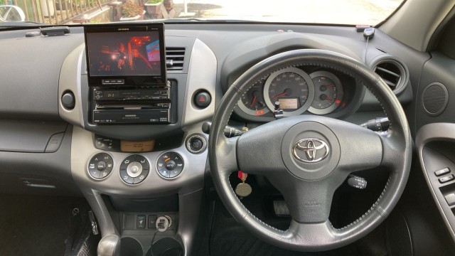 Toyota RAV4 2007-01 8550331-16