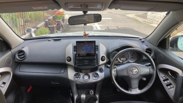 Toyota RAV4 2007-01 8550331-2