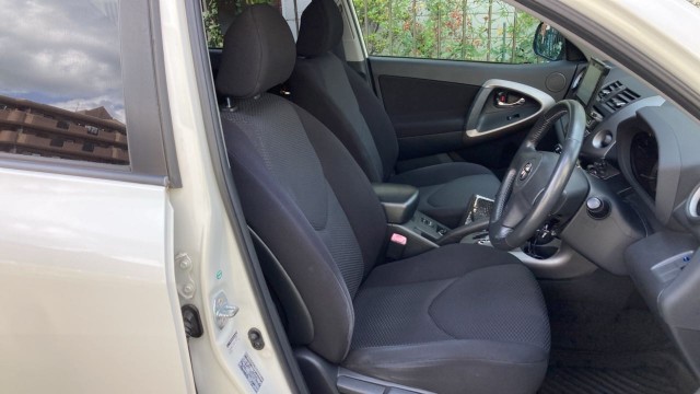 Toyota RAV4 2007-01 8550331-5