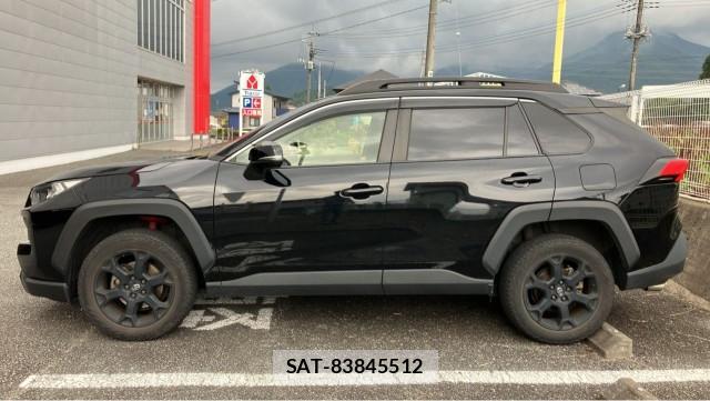 Toyota RAV4 2022-10 8550384-10