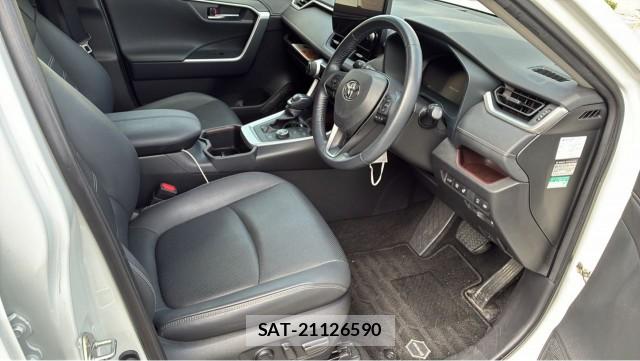 Toyota RAV4 2023-01 8550444-5