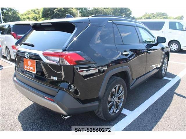 Toyota RAV4 2023-01 8550758-14