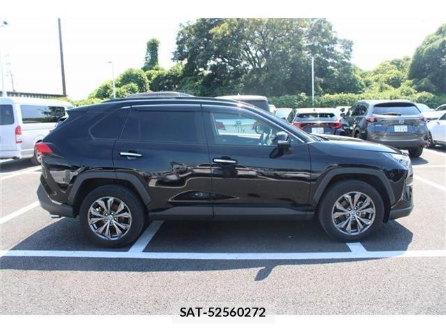 Toyota RAV4 2023-01 8550758-15