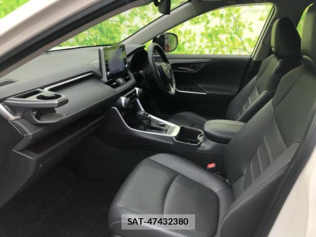 Toyota RAV4 2022-05 8551232-5