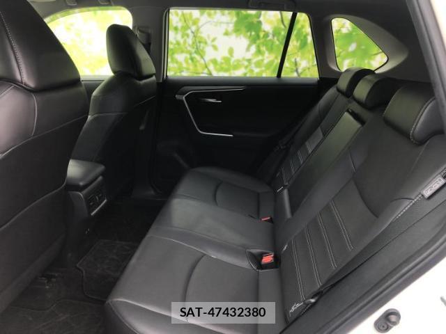 Toyota RAV4 2022-05 8551232-6