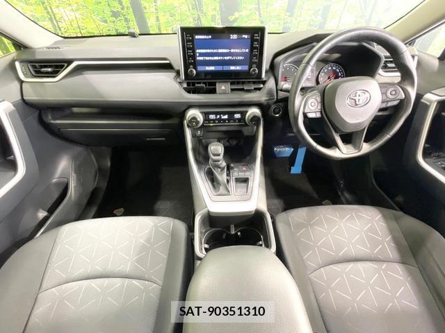 Toyota RAV4 2022-06 8551402-1