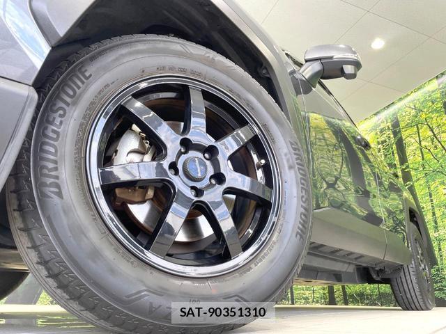 Toyota RAV4 2022-06 8551402-12