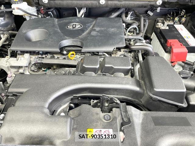 Toyota RAV4 2022-06 8551402-17