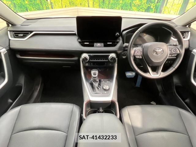 Toyota RAV4 2023-03 8551707-1