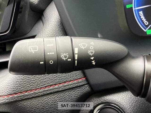 Toyota RAV4 2024-05 8552227-16
