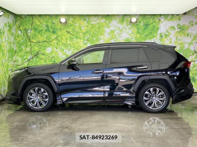 Toyota RAV4 2022-11 8552291-1