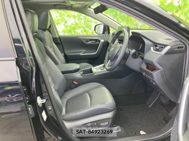 Toyota RAV4 2022-11 8552291-4
