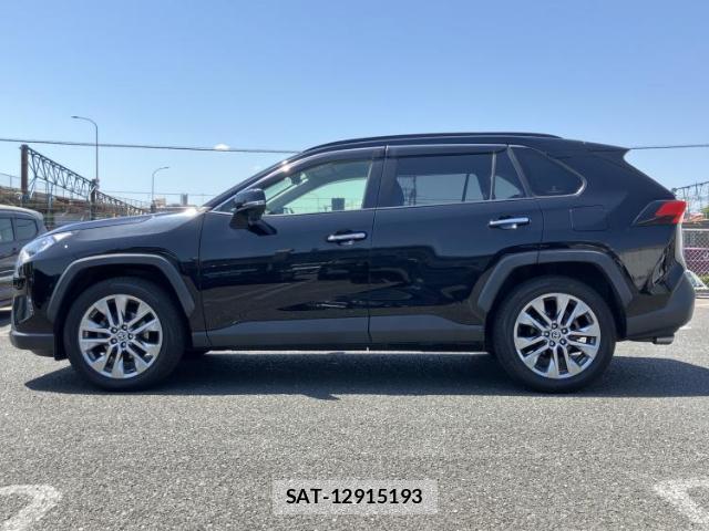 Toyota RAV4 2020-08 8552404-1