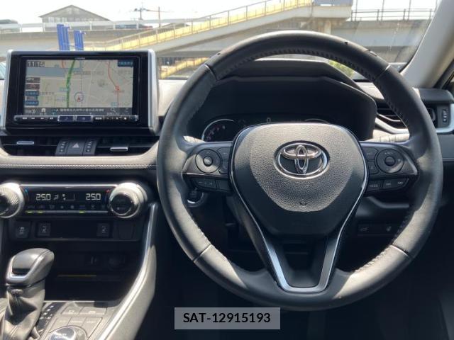 Toyota RAV4 2020-08 8552404-13