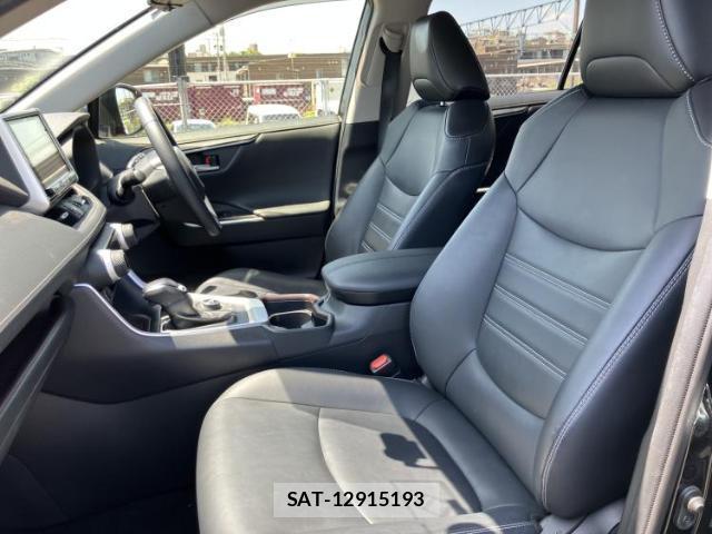 Toyota RAV4 2020-08 8552404-5
