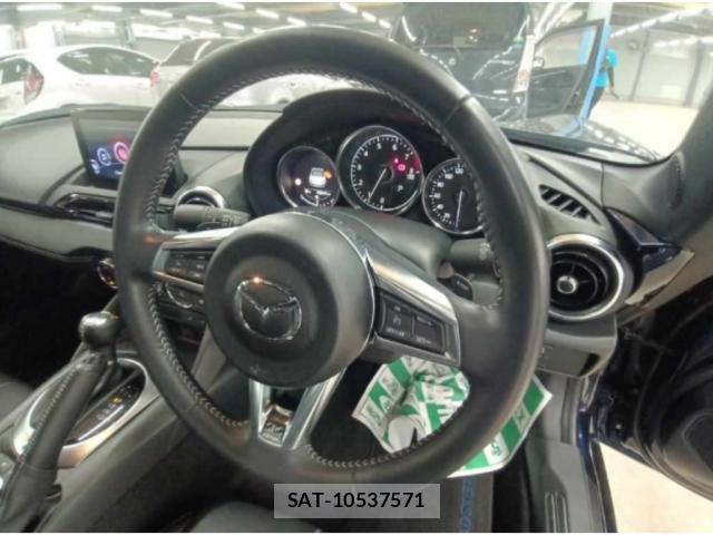 Mazda ROADSTER 2022-07 8548243-2